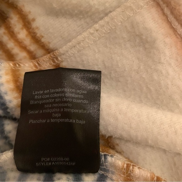 Women’s O’Neill Julia Pullover Hoodie Sweatshirt - Picture 7 of 7